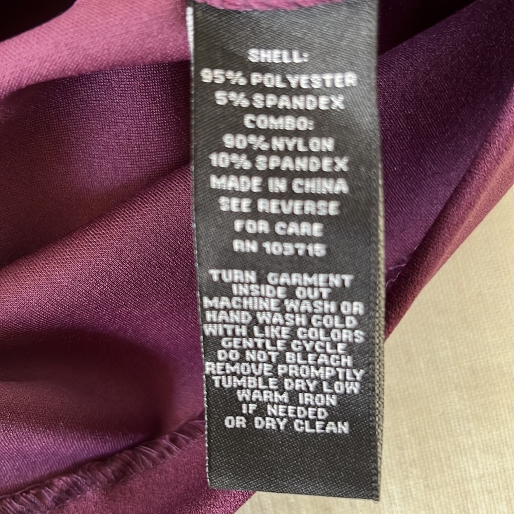 Gorgeous Plum Color Mid Length/knee Dress. Size 8 - Picture 6 of 6